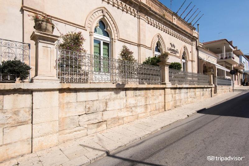 La Moresca Hotel Marina di Ragusa Exterior foto